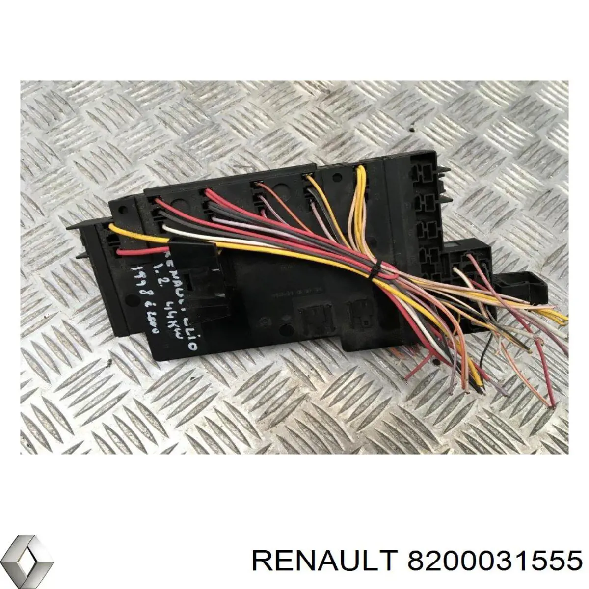 ECU 8200031555 Renault (RVI)