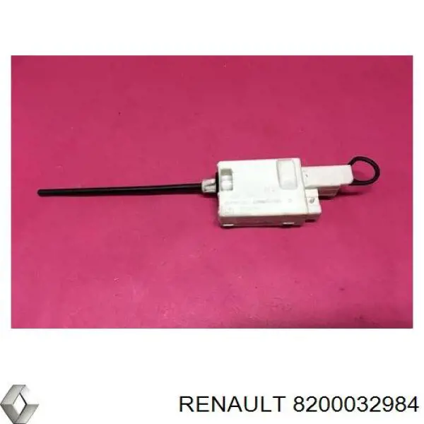 Comprar 8200032984 Renault (RVI) Motor tapa combustible