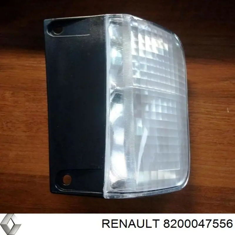 Comprar 8200047556 Renault (RVI) Piloto de marcha atrás derecho