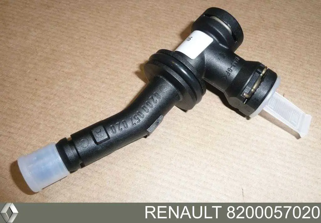 Comprar 8200057020 Renault (RVI) Té de tubo de embrague
