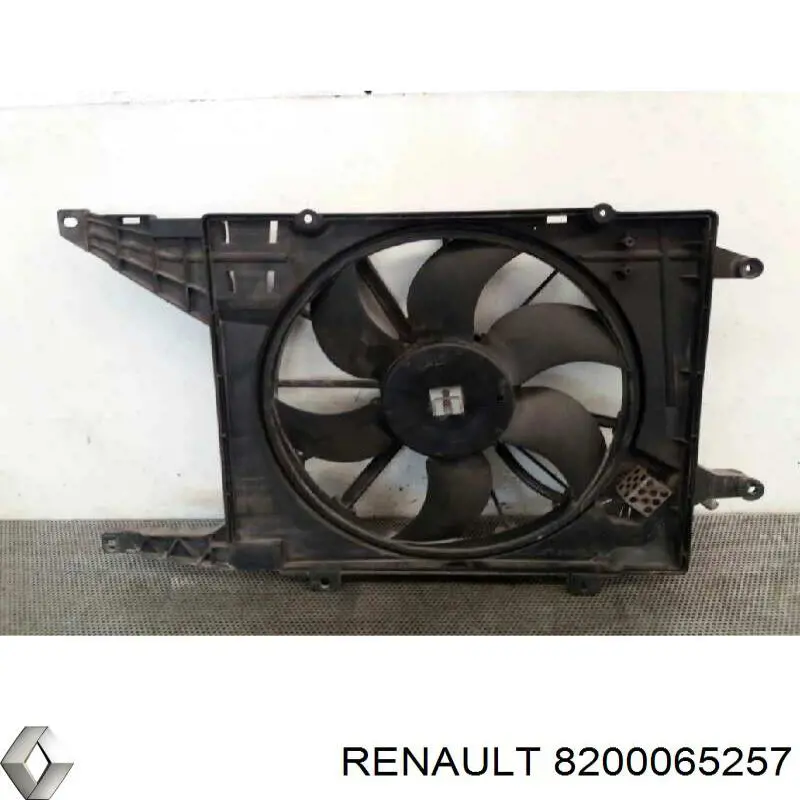 Ventilador de radiador 8200065257 Renault (RVI)