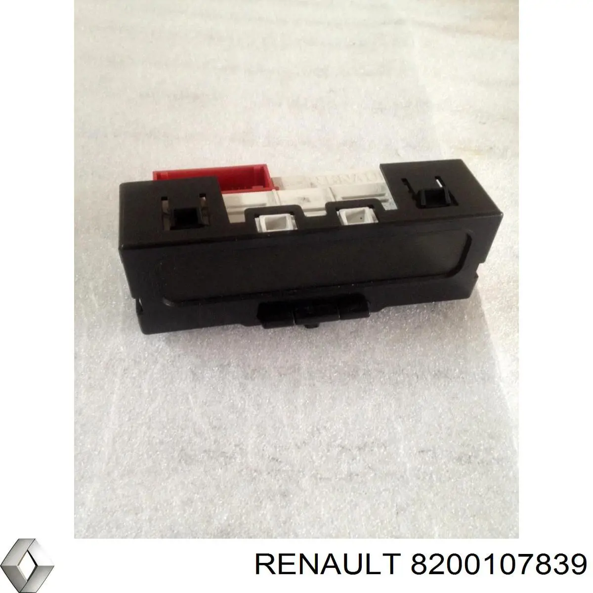 Comprar 8200107839 Renault (RVI) Pantalla