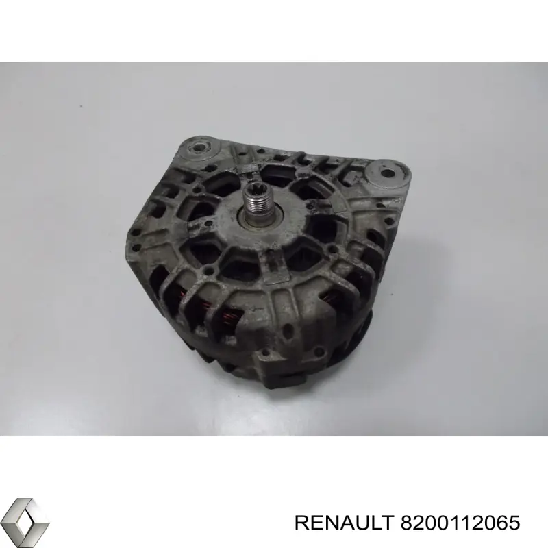 Alternador del motor Renault (RVI) 8200112065 precio, desde 63,89 EUR