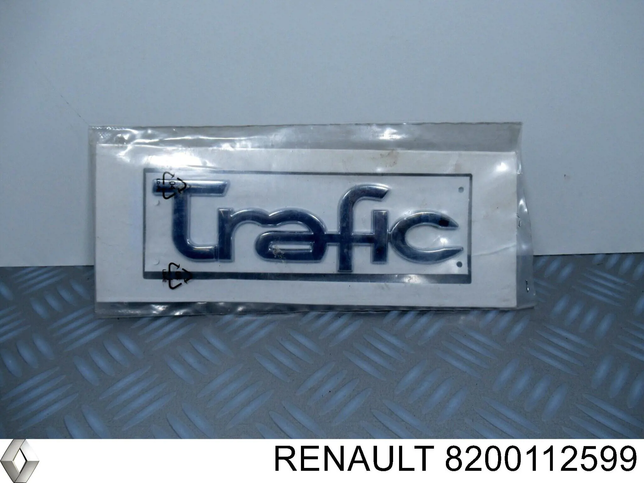 Logo Renault (RVI) 8200112599 precio, desde 128,41 EUR