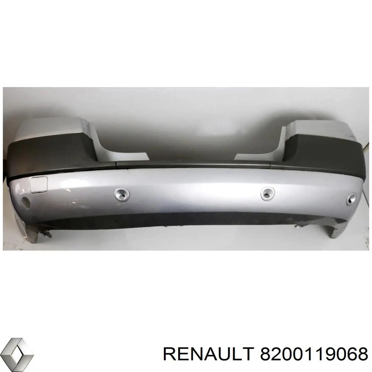 Parachoques trasero 850108056R Renault (RVI)