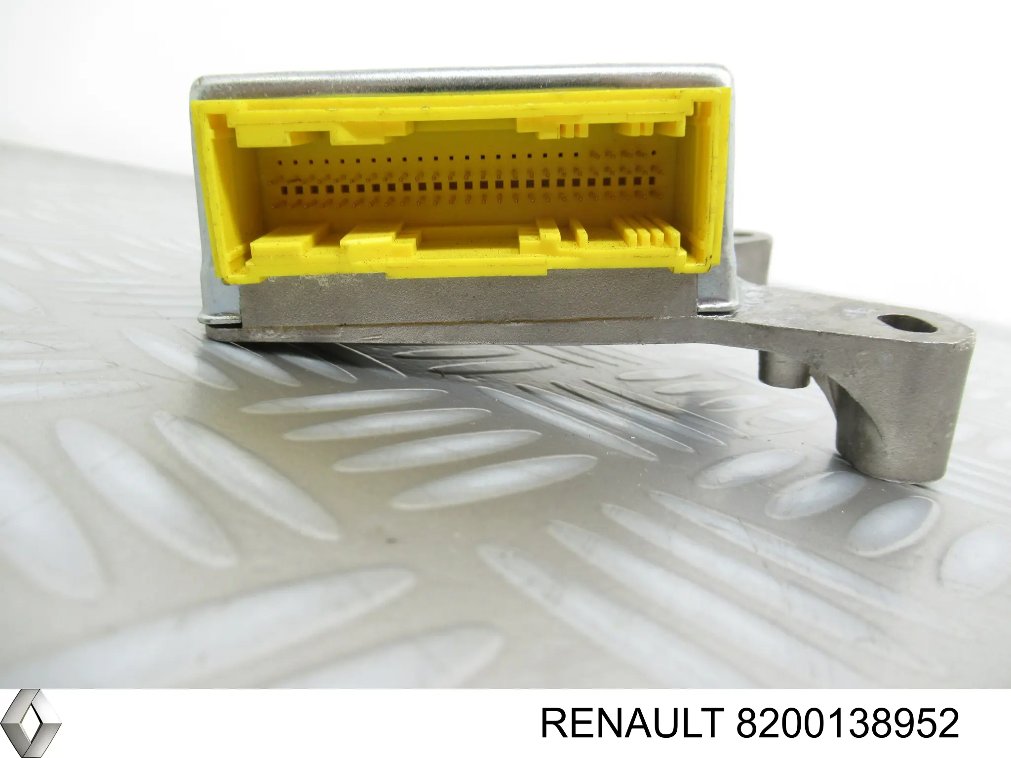 Comprar 8200138952 Renault (RVI) Módulo de control de airbag