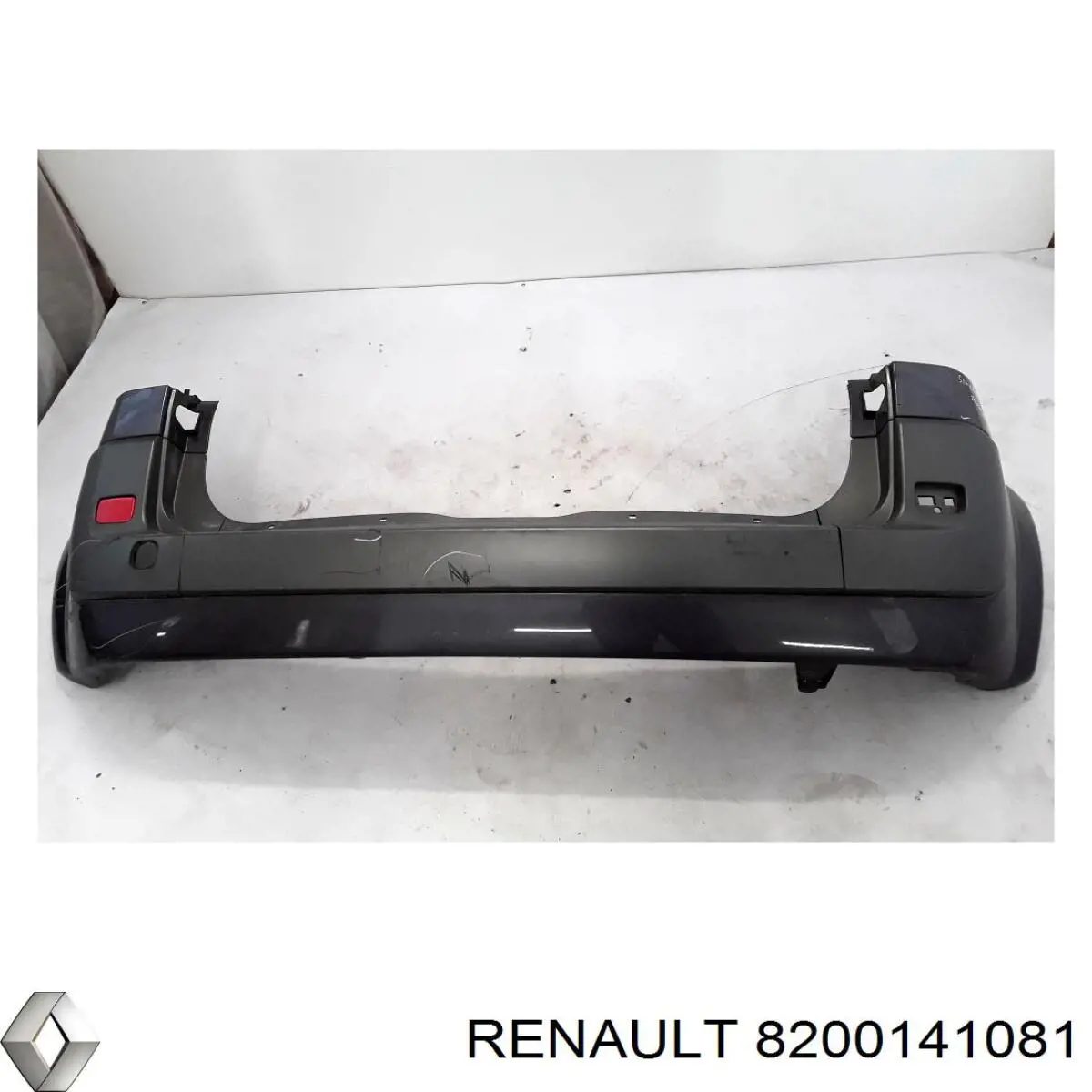 8200141081 Renault (RVI) parachoques trasero