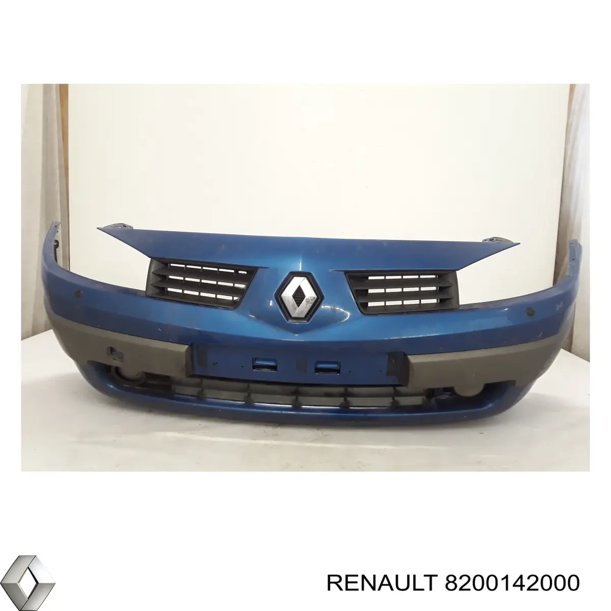 8200142000 Renault (RVI) paragolpes delantero