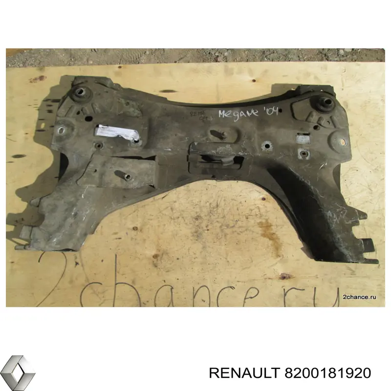 8200181920 Renault (RVI) subchasis delantero soporte motor