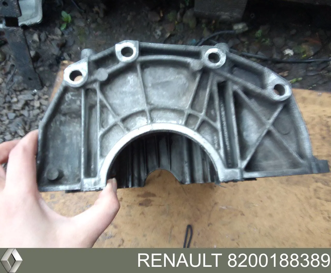 Cárter de aceite Renault (RVI) 8200188389 precio, desde 116,28 USD
