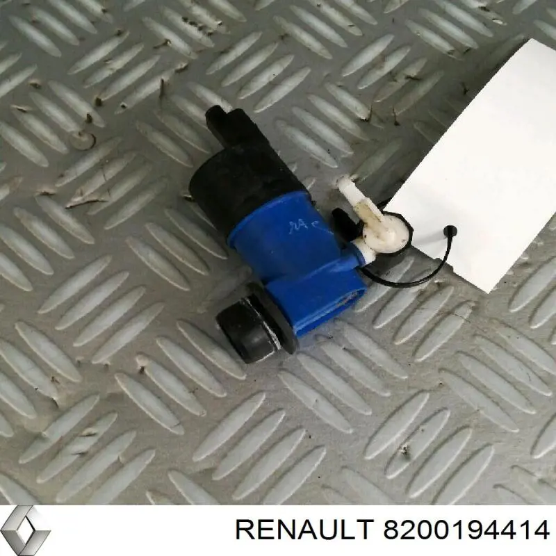 8200194414 Renault (RVI) Bomba de agua de lavado, lavado de parabrisas, delantera