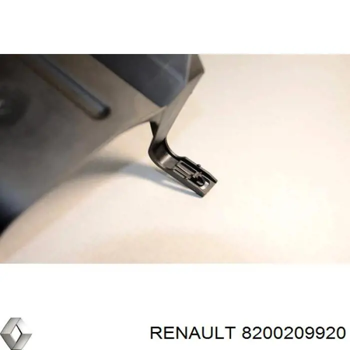 Comprar 8200209920 Renault (RVI) Deflector de aire del radiador derecho