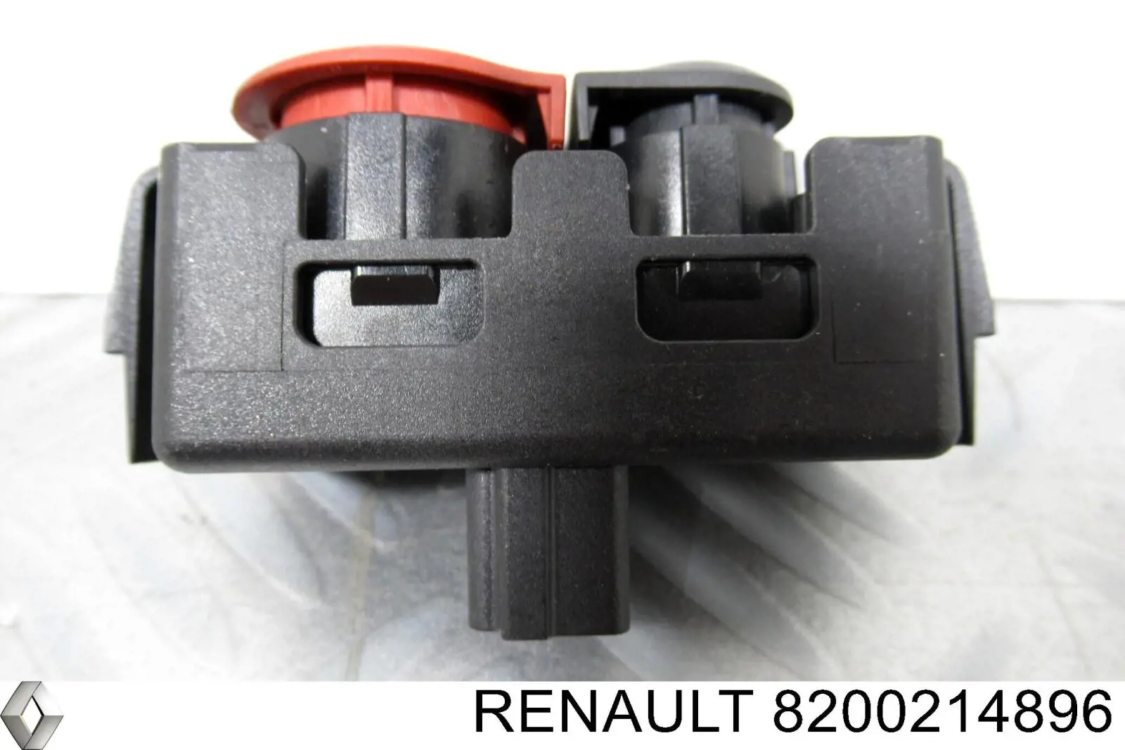 Comprar 8200214896 Renault (RVI) Boton de luz de emergencía