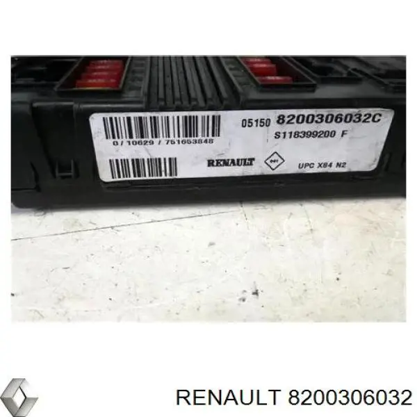 Comprar 8200306032 Renault (RVI) Caja de fusibles