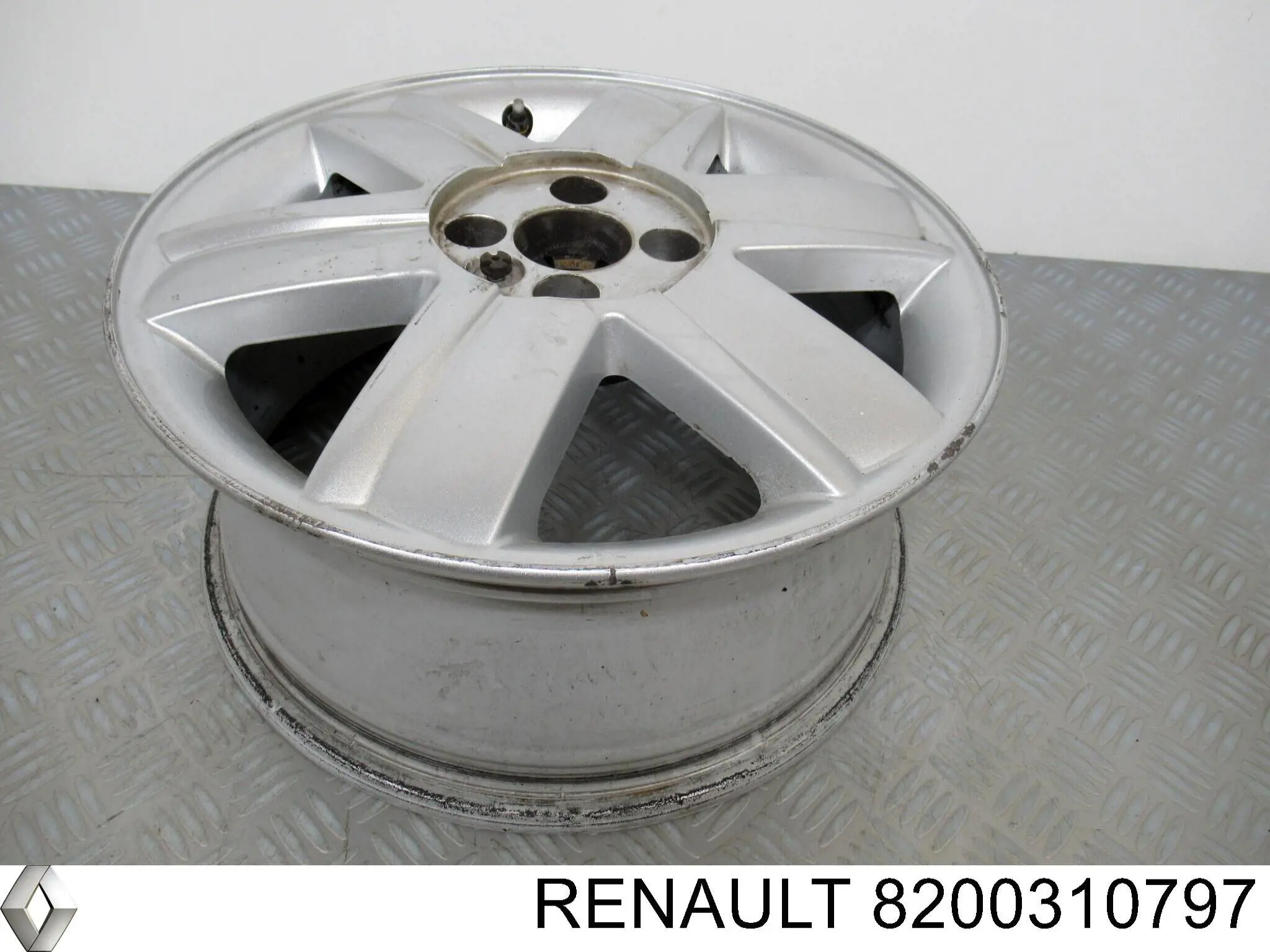  8200310797 Renault (RVI)