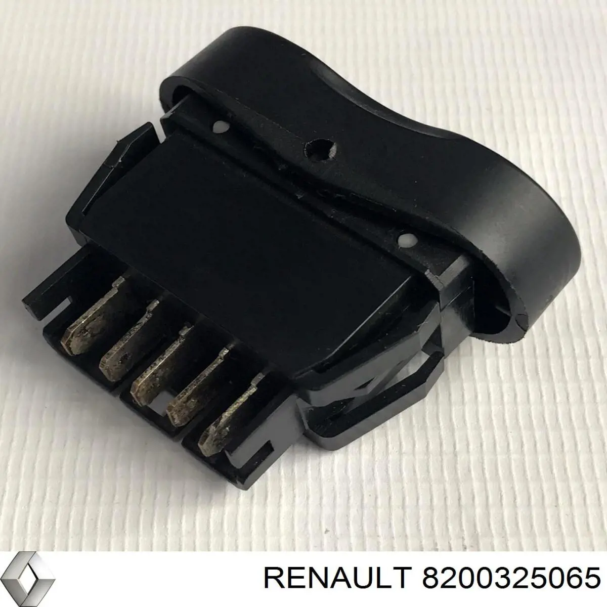 8200325065 Renault (RVI) botón de bloqueo