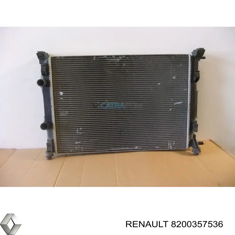 Radiador 8200357536 Renault (RVI)