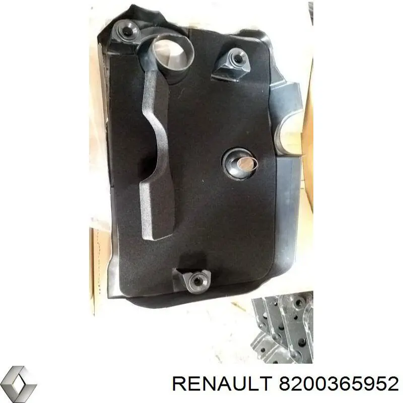 8200365952 Renault (RVI) cubierta de motor decorativa