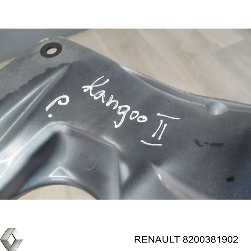 Soporte superior del guardabarros delantero derecho Renault (RVI) 631221176R precio, desde 55,18 EUR