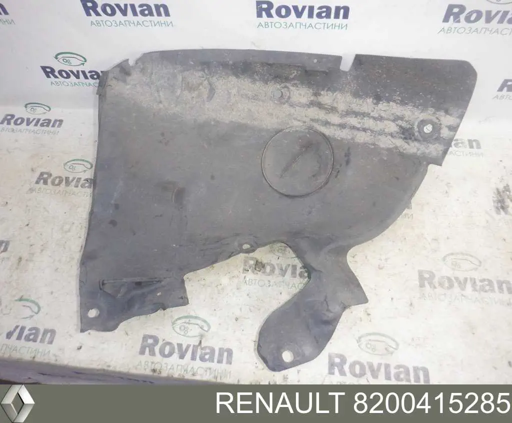 Comprar 8200415285 Renault (RVI) Guardalodos delantero izquierdo