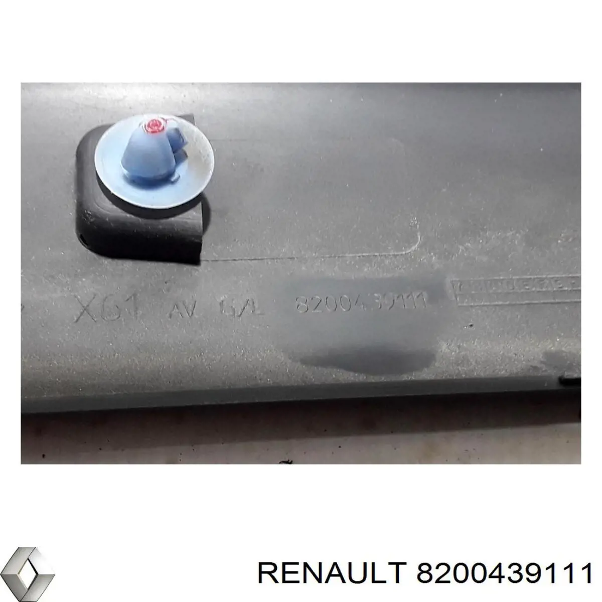 Moldura de puerta delantera izquierda Renault (RVI) 808217463R precio, desde 65,34 EUR