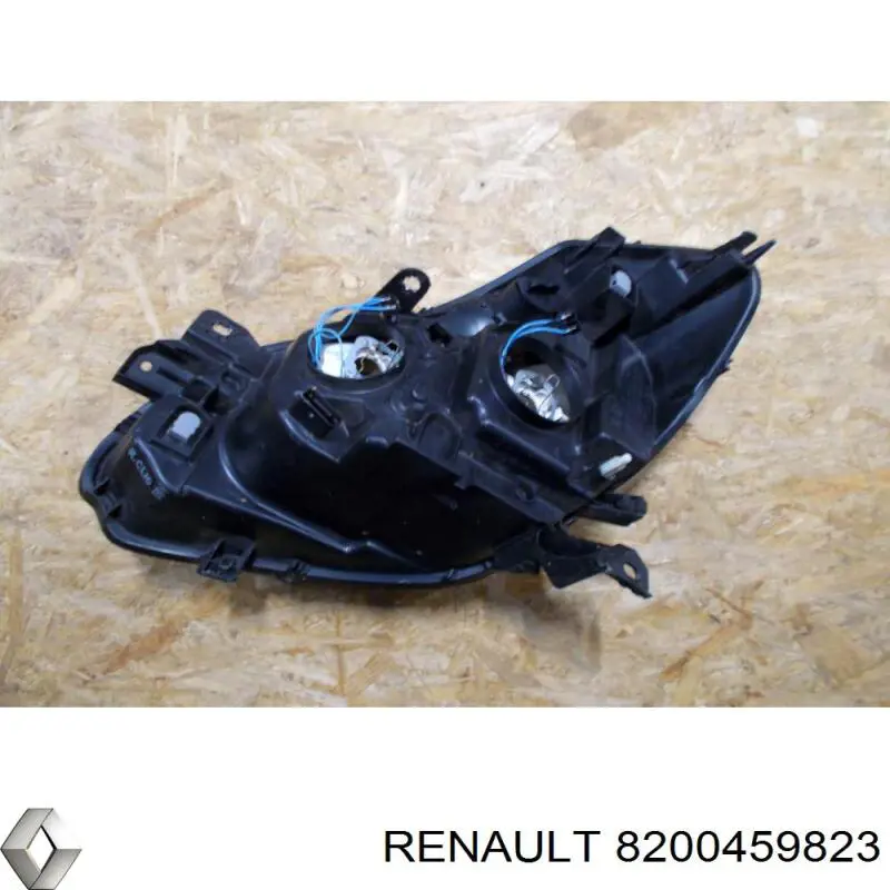Faro derecho Renault (RVI) 8200459823 precio, desde 129,49 EUR