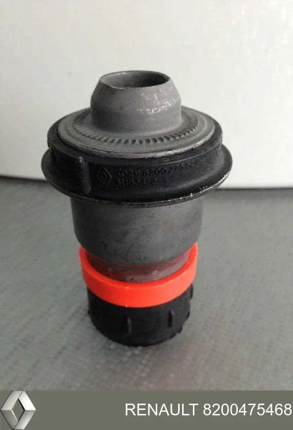 Comprar 8200475468 Renault (RVI) Buje silencioso del subchasis delantero