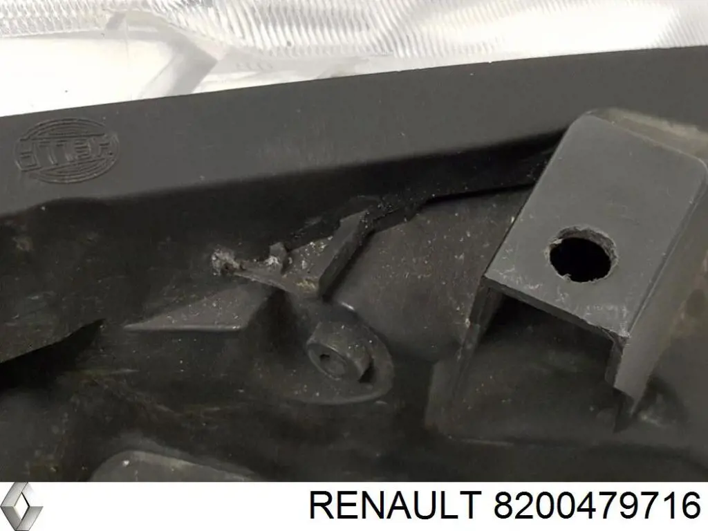 Soporte de parachoques delantero izquierdo Renault (RVI) 8200479716 precio, desde 30,81 EUR