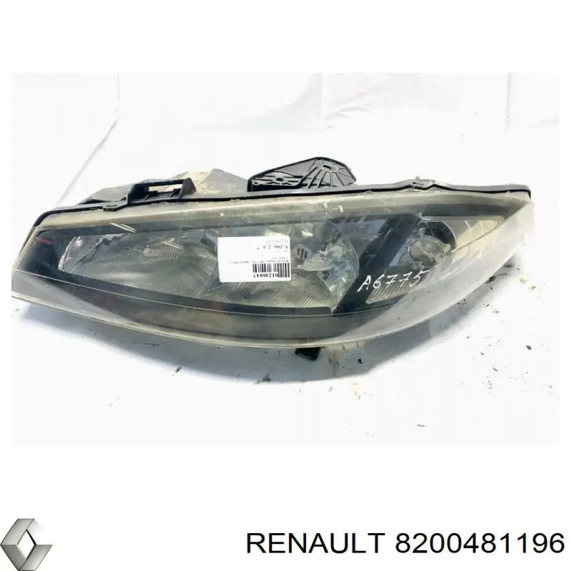 RENAULT 8200481196 faro izquierdo