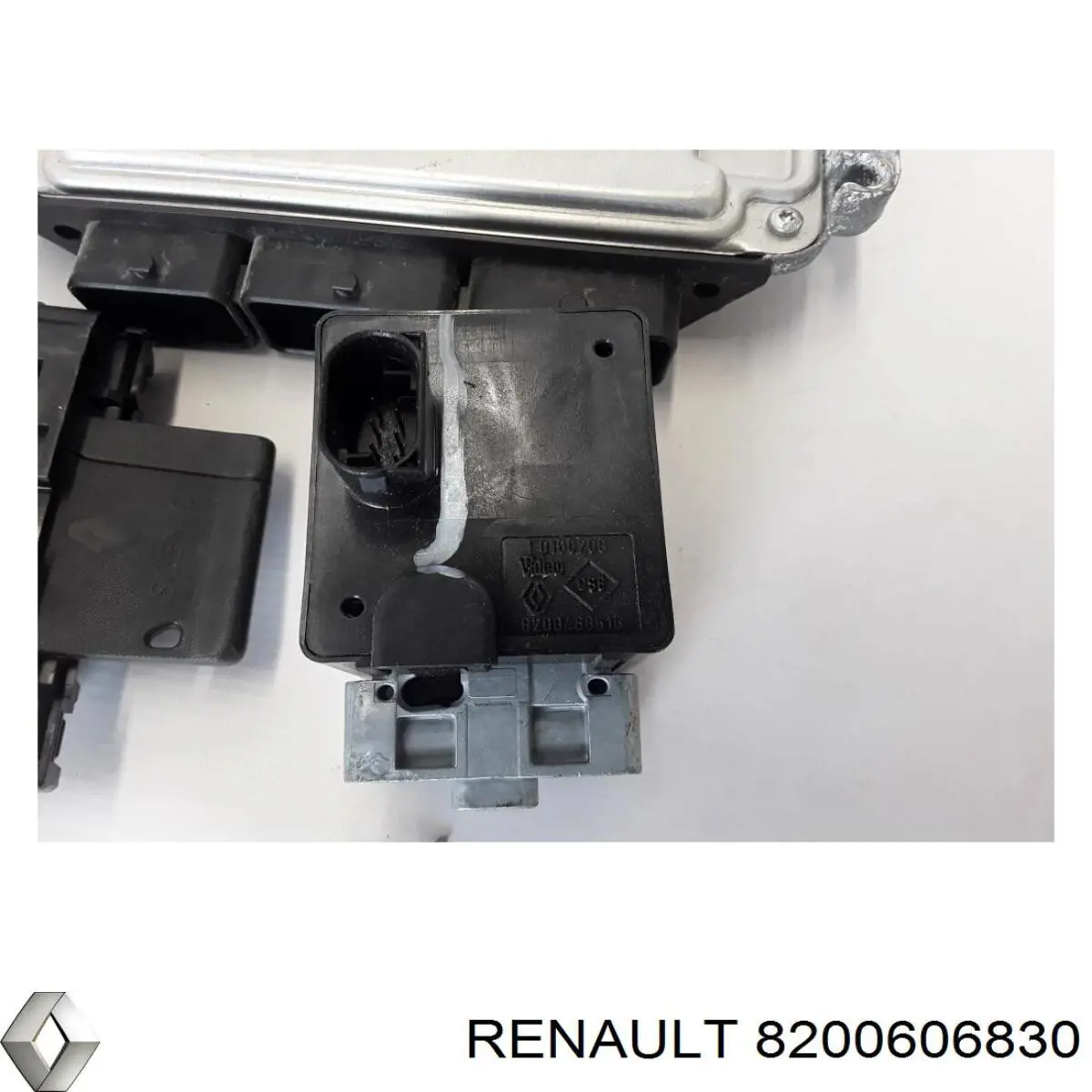Caja reles Renault (RVI) 8200606830