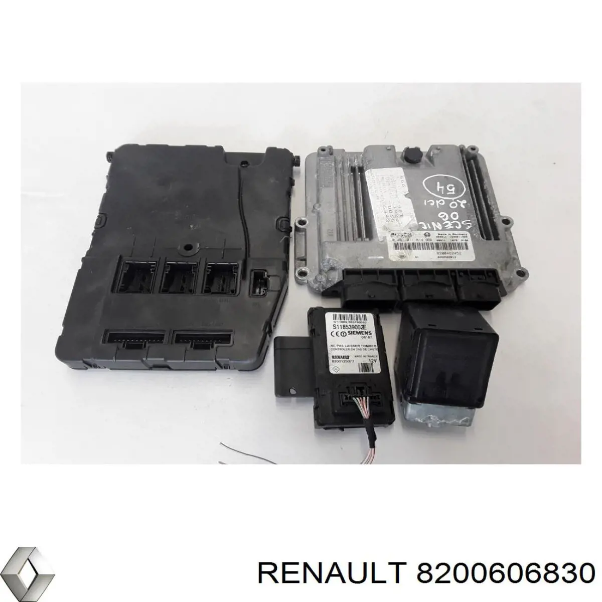 8200606830 Renault (RVI) Caja de relés y fusibles