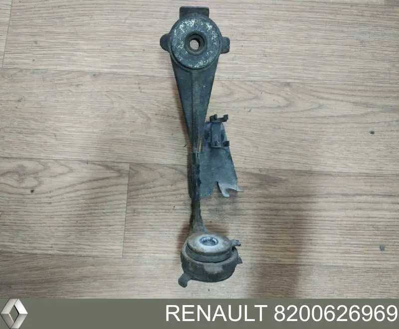 Barra de refuerzo del brazo inferior delantero izquierdo Renault (RVI) 8200626969 precio, desde 52,82 EUR
