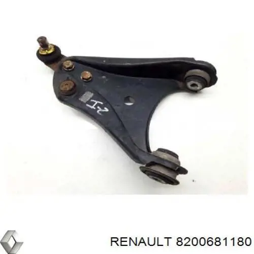 545011367R Renault (RVI) Brazo inferior izquierdo de la suspensión delantera