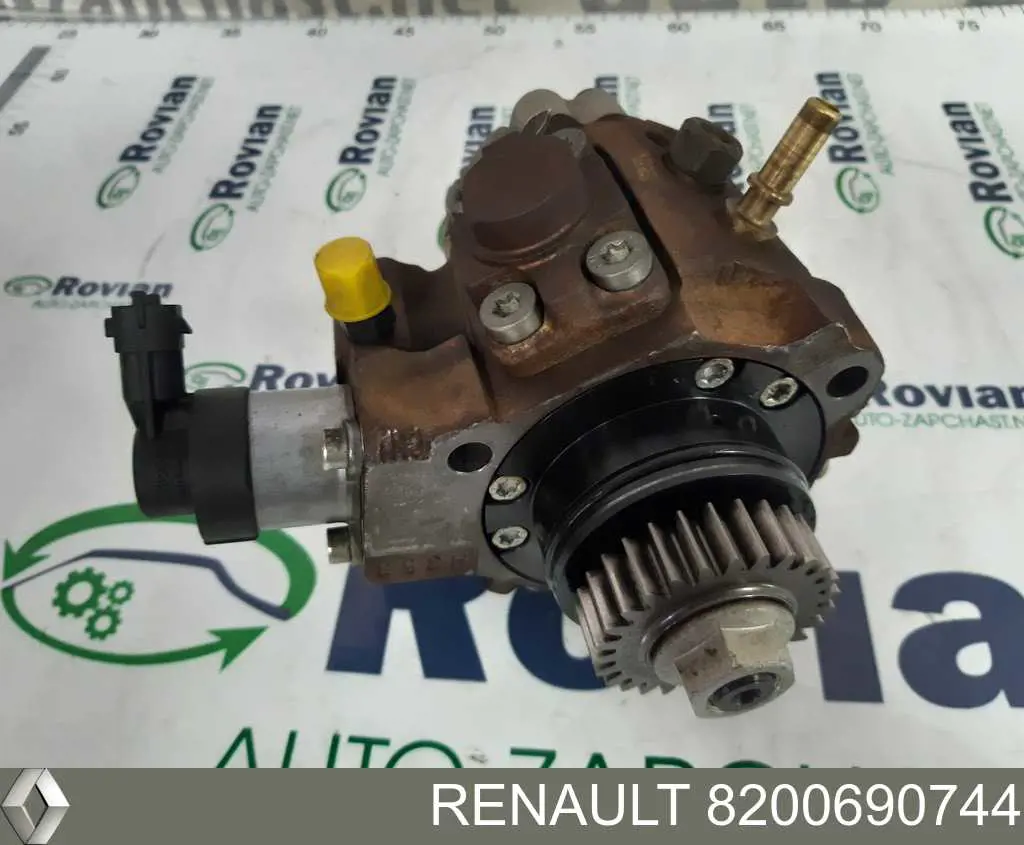Comprar 8200690744 Renault (RVI) Bomba inyectora