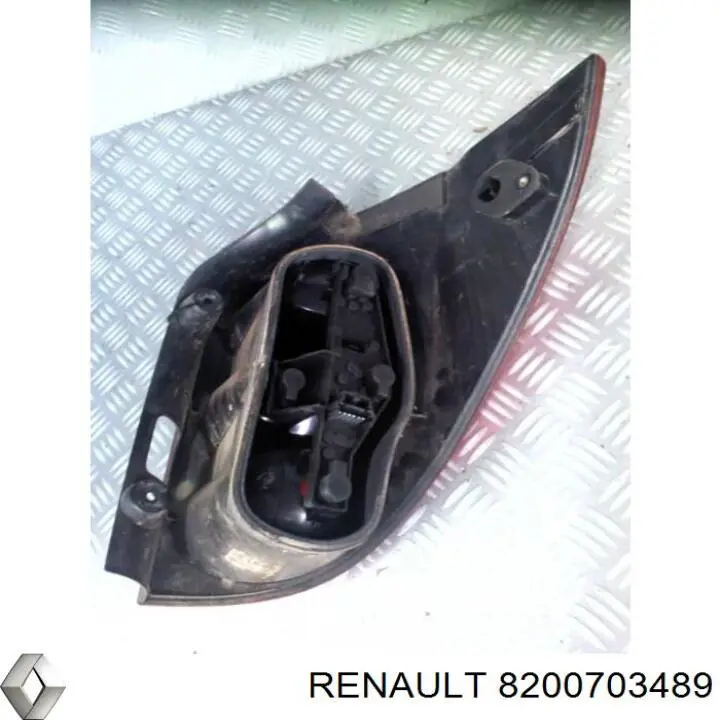 Piloto trasero derecho Renault (RVI) 8200703489 precio, desde 49,97 EUR