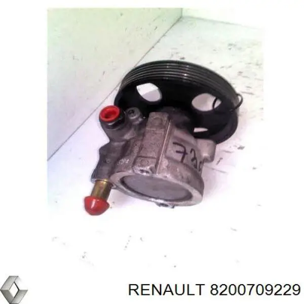 8200709229 Renault (RVI) bomba de dirección