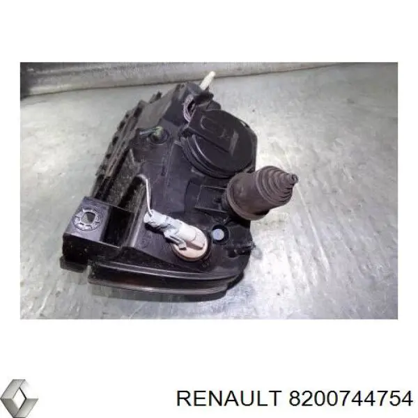 Comprar 8200744754 Renault (RVI) Faro derecho