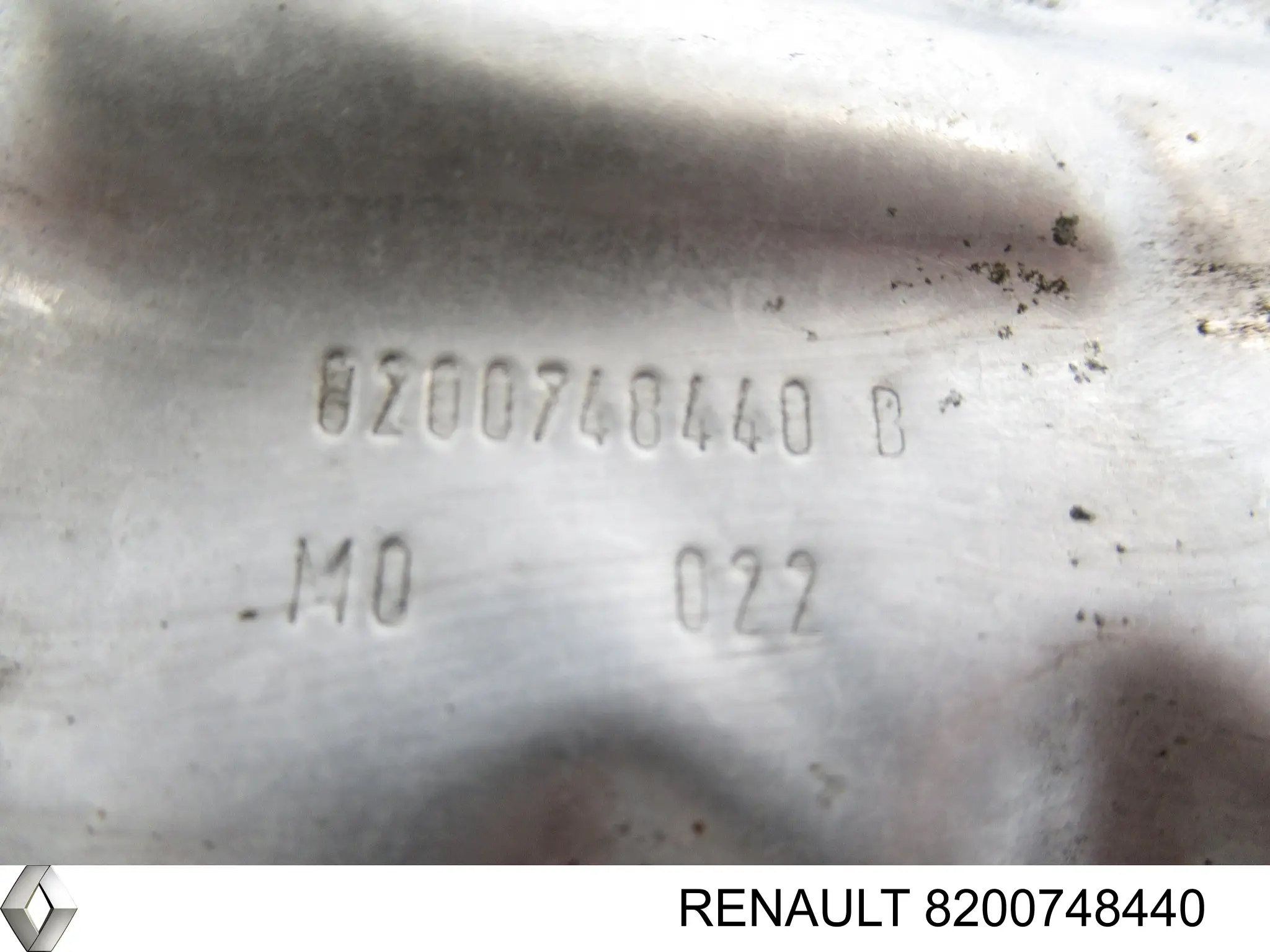Comprar 8200748440 Renault (RVI) Escudo térmico del colector de escape