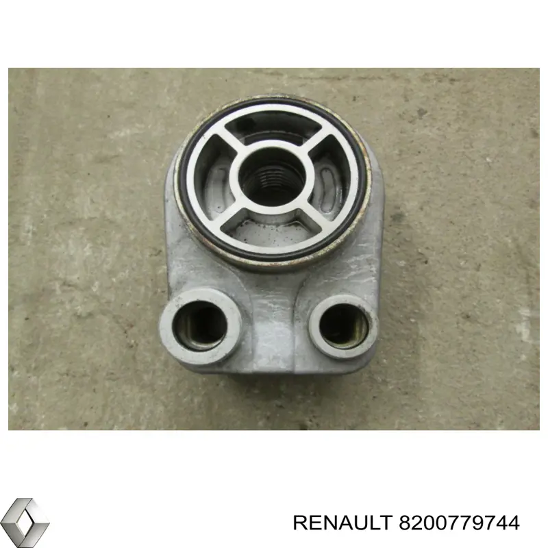 Radiador de aceite debajo del filtro Renault (RVI) 8200779744 precio, desde 34,97 EUR