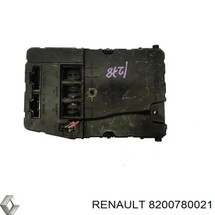 Caja fusibles Renault (RVI) 8200780021 precio, desde 66,79 EUR