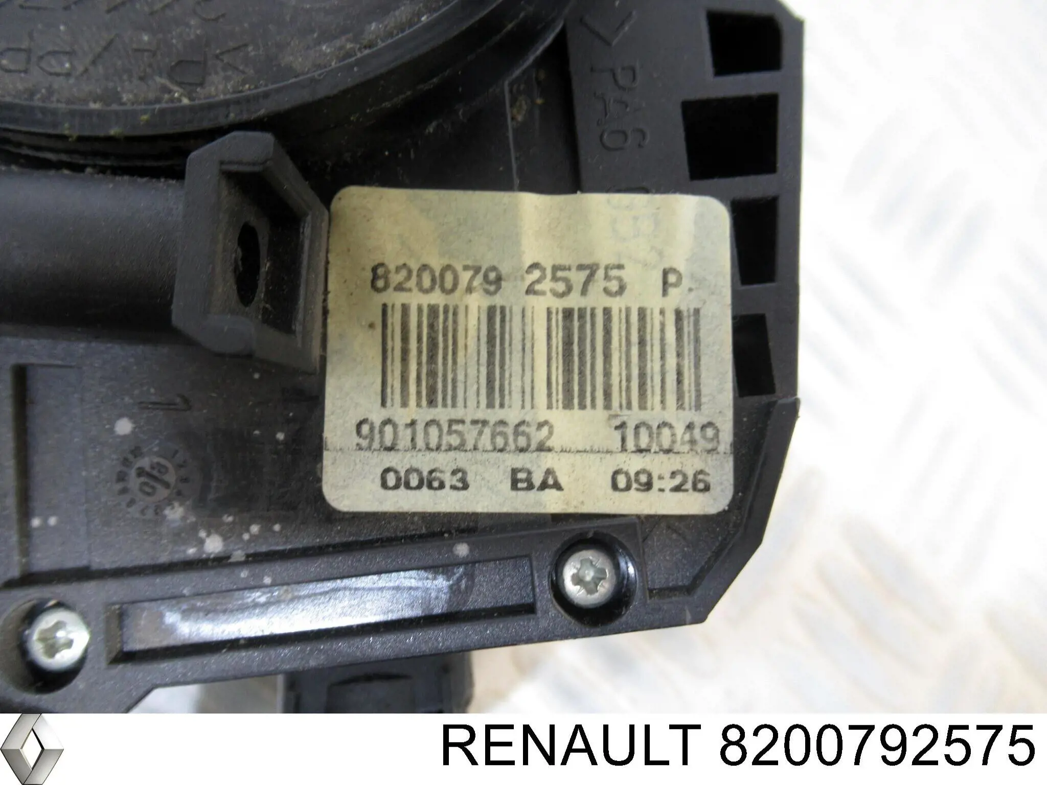 Comprar 8200792575 Renault (RVI) Conmutador derecho de la columna de dirección