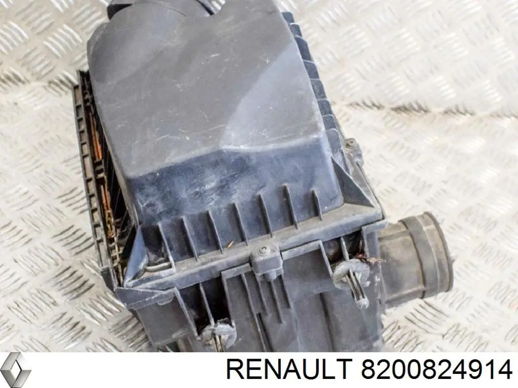 Comprar 8200824914 Renault (RVI) Caja del filtro de aire