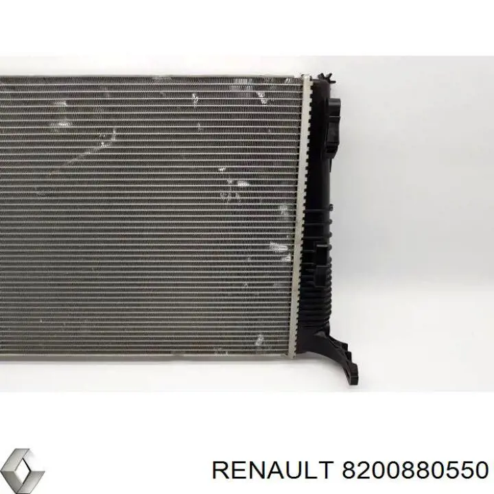 Radiador de água Renault (RVI) 8200880550