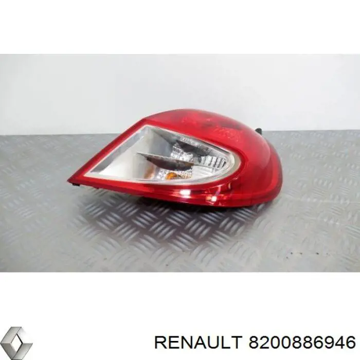 Piloto trasero derecho 8200886946 Renault (RVI)