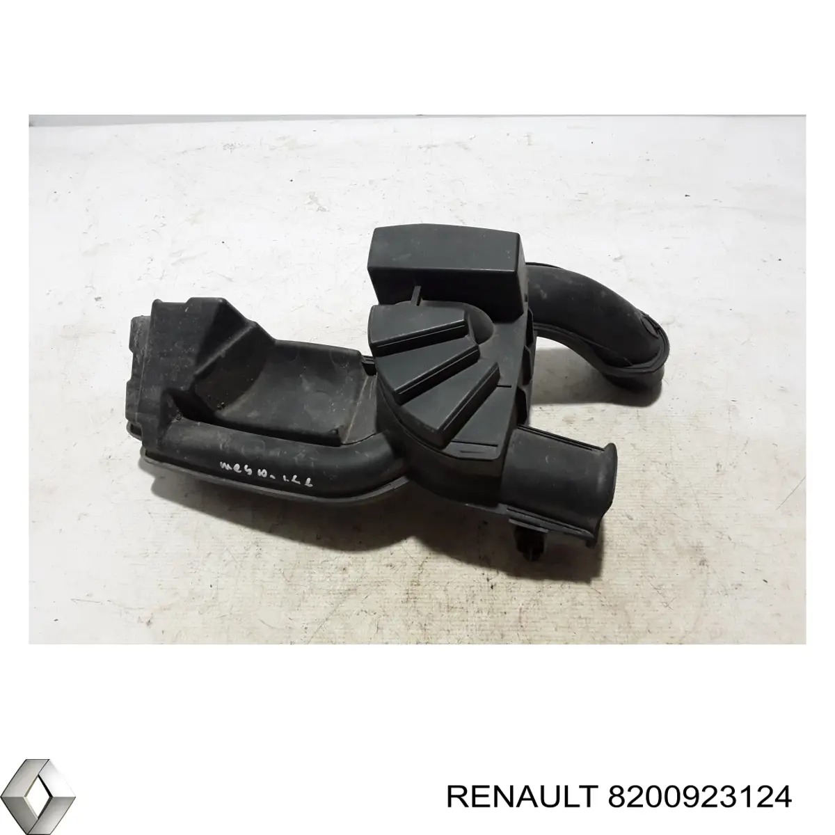 8200923124 Renault (RVI) resonador, filtro de aire