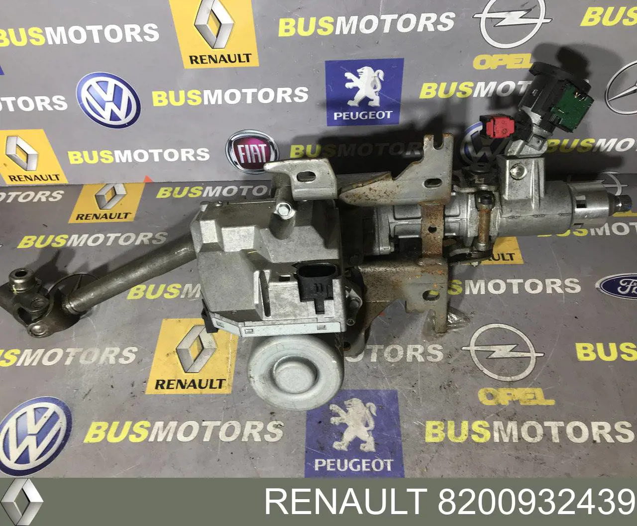 Comprar 8200932439 Renault (RVI) Columna dirección