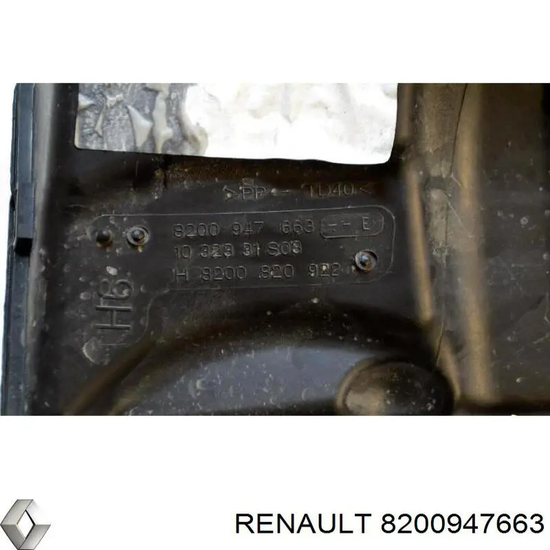 Comprar 8200947663 Renault (RVI) Caja del filtro de aire