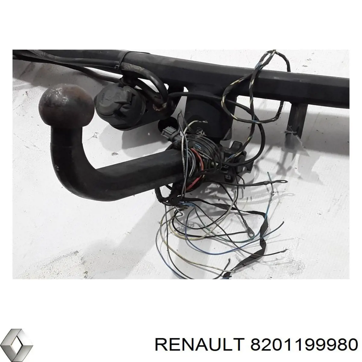 7711423453 Renault (RVI)