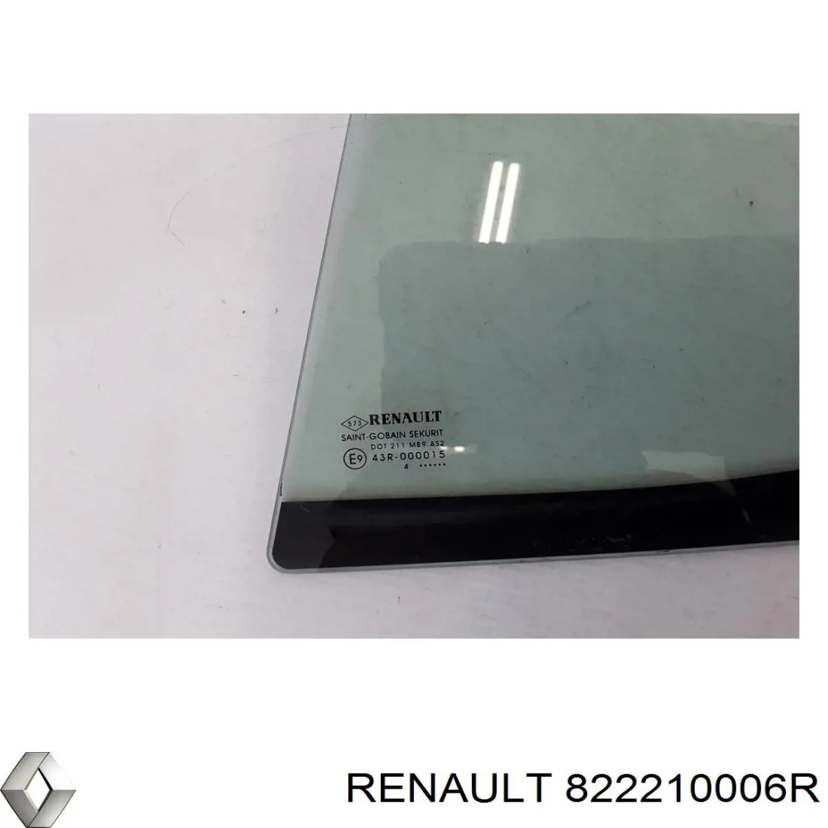 822210006R Renault (RVI) ventanilla lateral de la puerta trasera izquierda