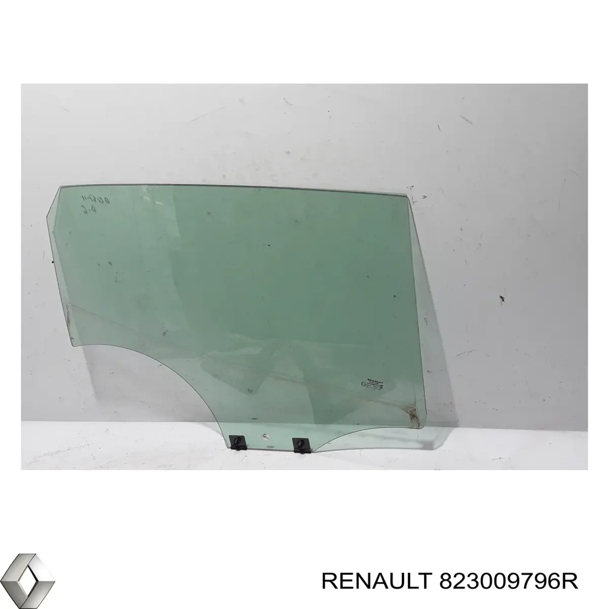 823009796R Renault (RVI) Cristal de puerta trasera derecha